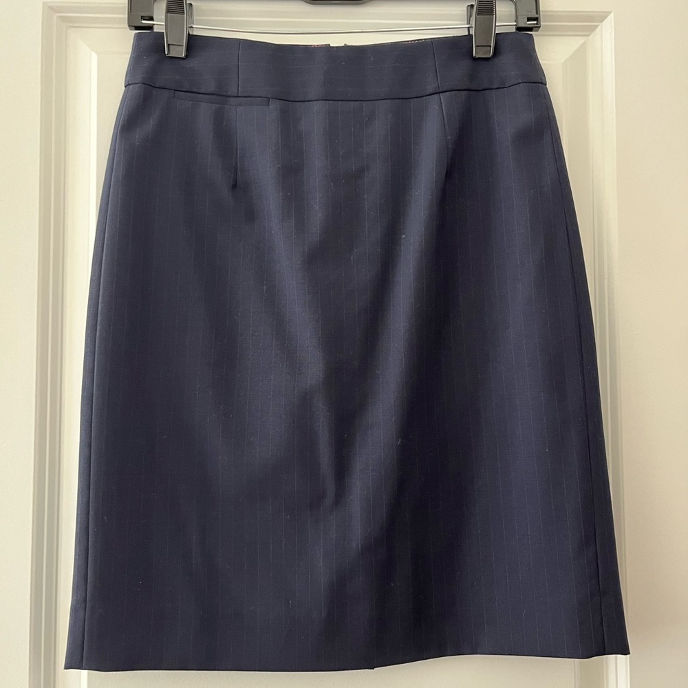 Jcrew navy pinstripe pencil skirt size 00